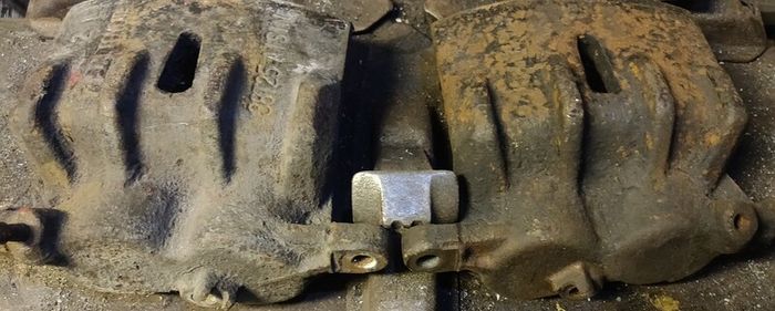 toyota levin ae111 twin pot calipers