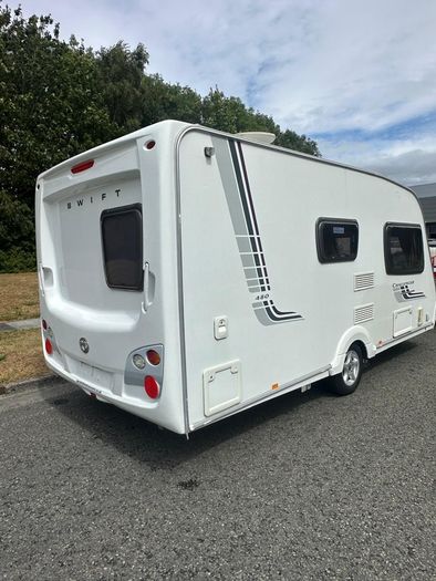 2012 swift challenger 480 2 berth