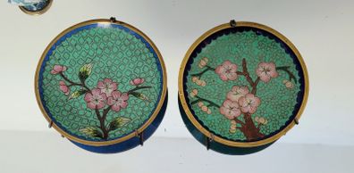 Vintage Chinese cloisonne petite plates