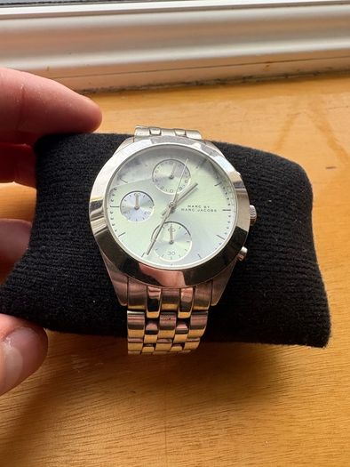 Marc jacobs watch silver iridescent watch