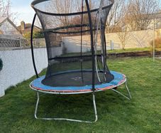 Free trampoline