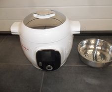 Moulinex COOKEO Connect multi cooker