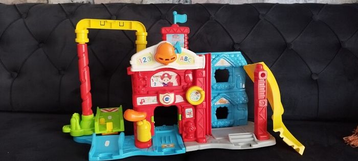 fire station toy