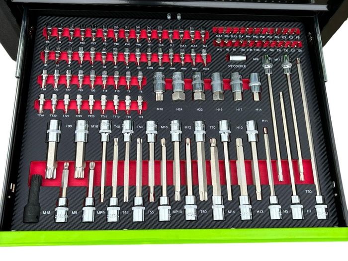 12 Drawer Toolbox With 6 Full Of Tools