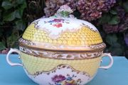 18th Century Viennese Suhan Hand Painted Dish