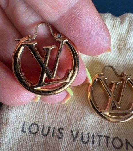 Louis Vuitton Louise PM earrings