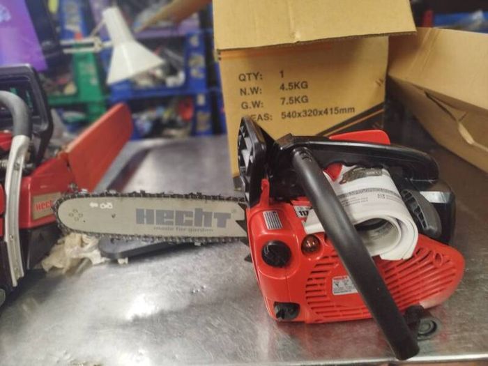 Hecht chainsaw