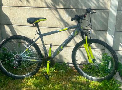 ENDURO Mountain Bike. 26 inch
