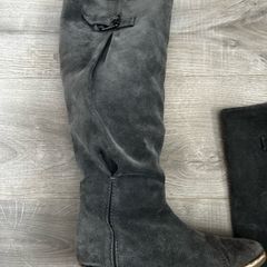knee boots