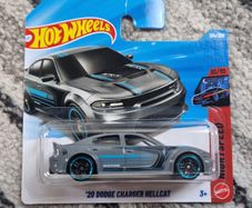 Hot Wheels - 20 Dodge Charger Hellcat