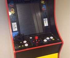 PAC man machine