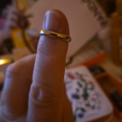 9ct gold Wedding band