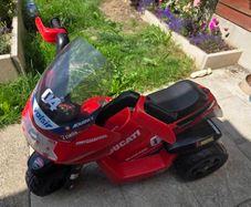 Kids electric motorbike