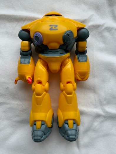 Lightyear Battle Equipped Zyclops Space Robot Action Figure Disney Pixar Used Please look at the pictures