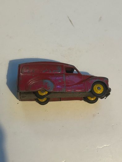 Dinky 470 Austin