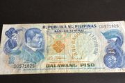 Rare Phillipines Banknote 2 Piso
