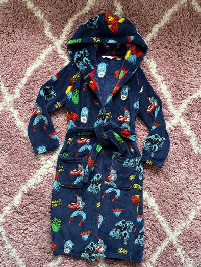 M&S Marvel Avengers Fleece Dresssing Gown 10-11 Years - As New