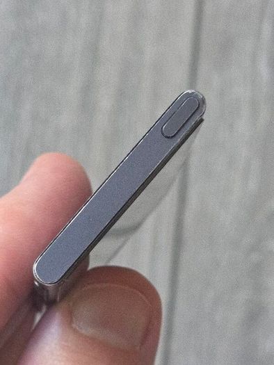 iPod 7th Gen nano (Free Post)