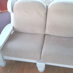 Two seater - Solid Timber - Reduced to sell