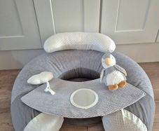 Nuby sit-me-up baby seat