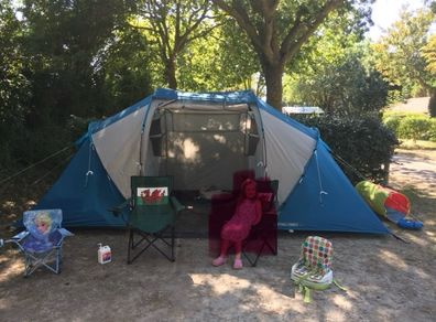 Decathalon 4.2 4pers tent