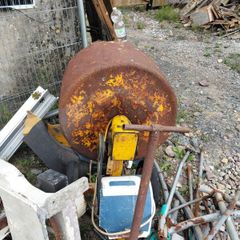 cement mixer