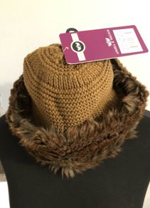 Angela  & William hat
