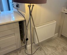 floor lamp