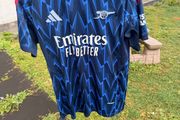 Arsenal 25/26 Away Kit Medium
