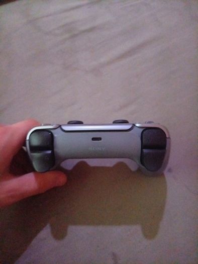 PS5 controller