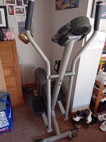 Cross trainer