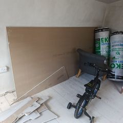 Plasterboard slab free to take away.  (Only 1 available)