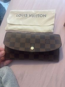 louis vuitton emilie purse