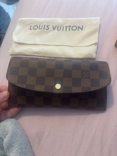 louis vuitton emilie purse