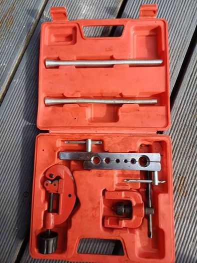Flaring and Pipe Cutting Tool Kit