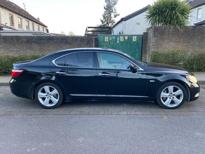 Lexus Ls 460 V8