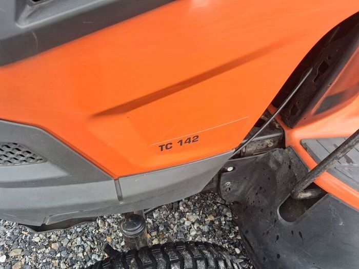 Husqvarna tc142 ride on mowerjust serviced in imaculate condition