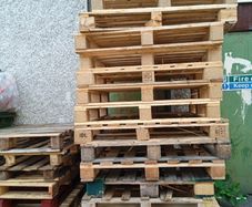 Free Pallets and Timber Frames