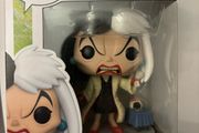Funko Pop Villians Cruella De Vil 1083 Brand New