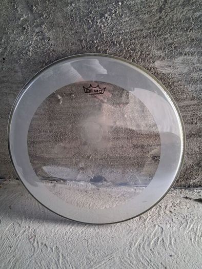 Remo powerstroke 20" drum head