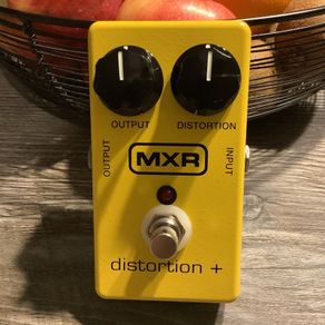 MXR Distortion + plus classic pedal