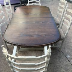 table with chairs