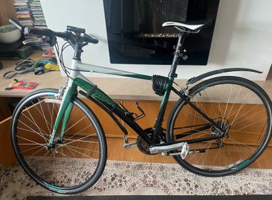 Giant Dash Flat-Bar Road Bike - Shimano Tiagra - Size S