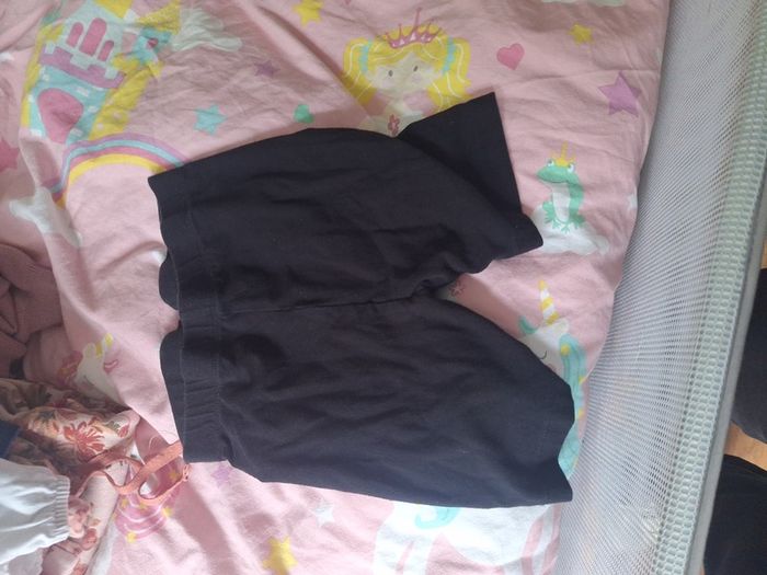 Girls clothes Age 5 bundle 20euro