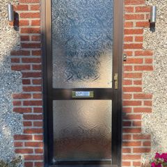 Aluminium door