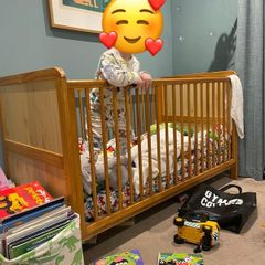 Cot bed