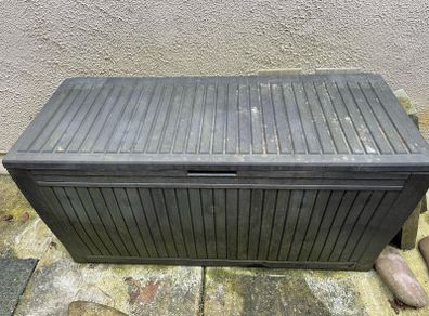 storage box outdoor