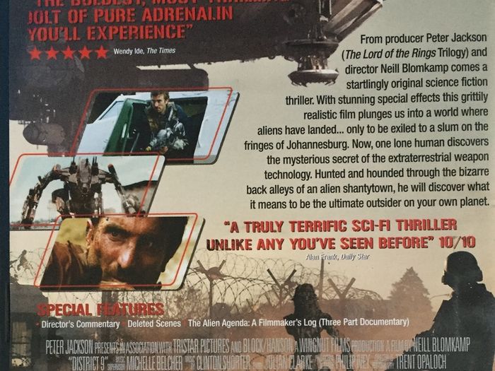 District 9 [2009] Sharlto Copley, Jason Cope & David James [Movie DVD]