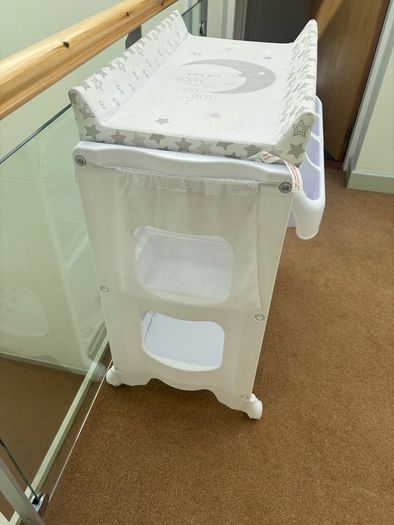 Babylo Bath & Changing Station