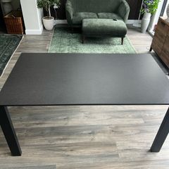 Ceramic stone top extending dining table